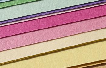 Печать на дизайнерской бумаге — секрет премиального имиджа